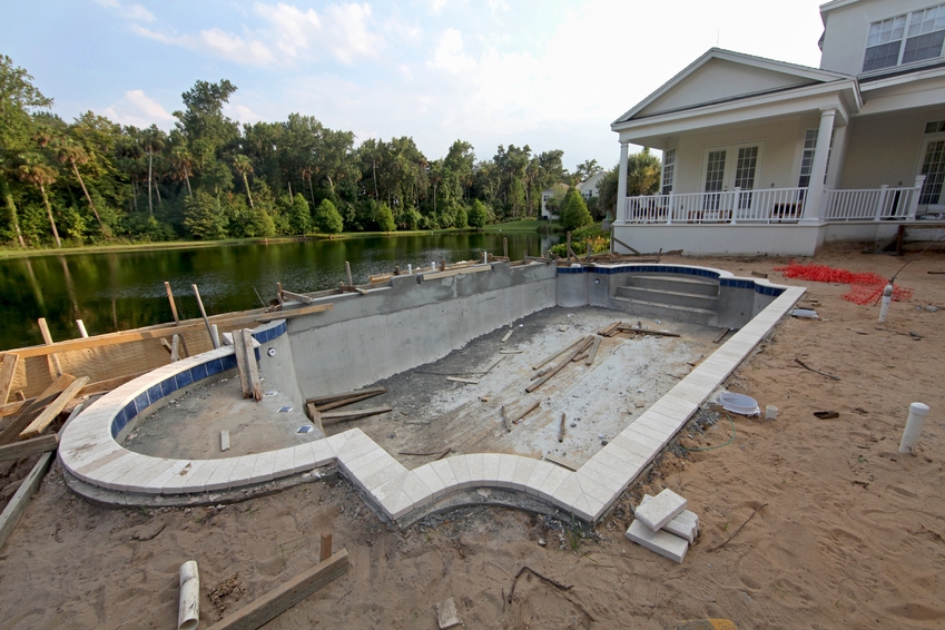 Construction d'une piscine en béton