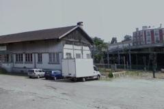 Ancienne gare de marchandises désormais tiers-lieu éco-responsable, la Cité Fertile de Pantin illustre la cohérence de la reconquête des friches urbaines. © Google Street View