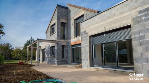 Dois-je attendre la fin du confinement pour que la construction de ma maison recommence ?