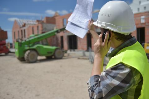 Que fait un conducteur de travaux dans un projet de construction ?